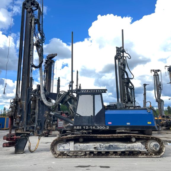 ABI 12-14-300-2 Piling rig