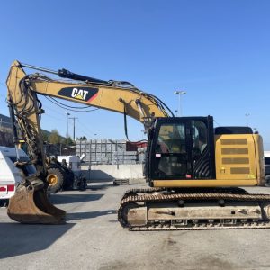 CAT 320E excavator