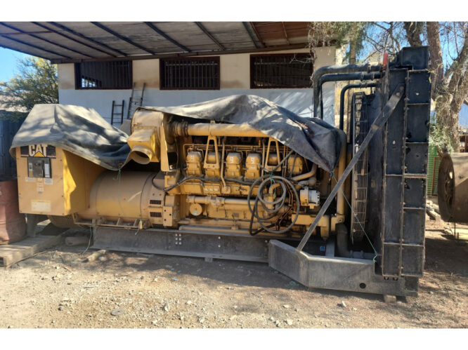 CAT 1350 generator engine