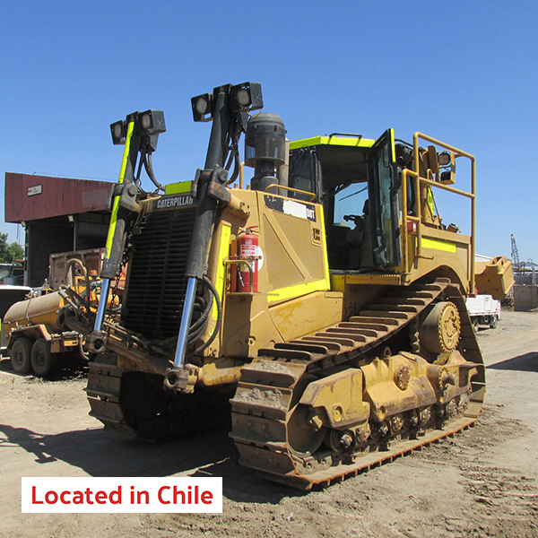 CAT D8T bulldozer