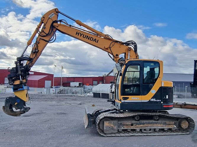 Hyundai LC145-9 Excavator
