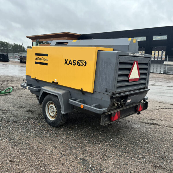 Atlas Copco XAHS 186 Air Compressor