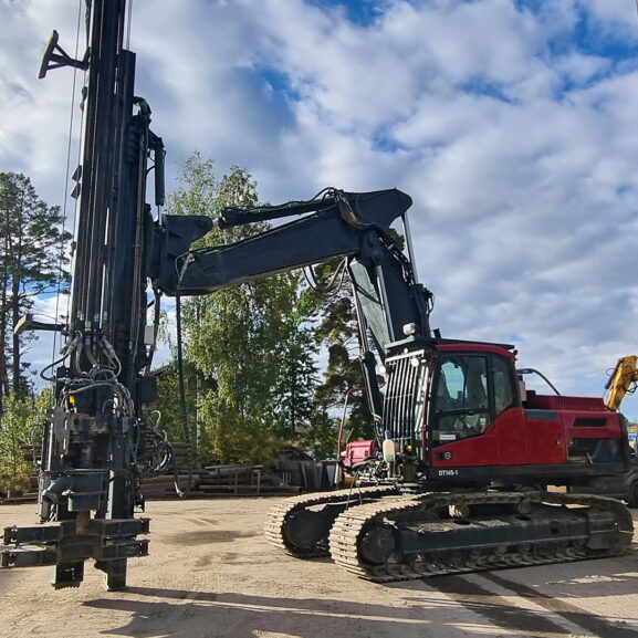 Volvo EC300 DT145 Piling rig