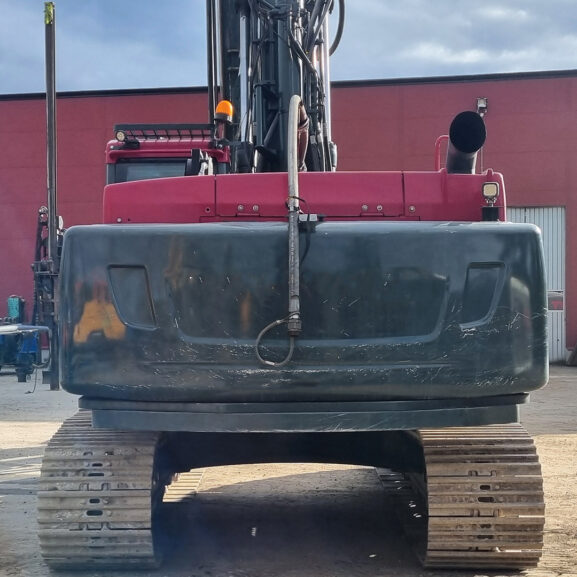 Piling machine