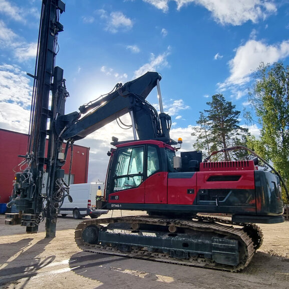 Piling machine