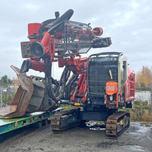 Sandvik Ranger DX800i, Drill rig