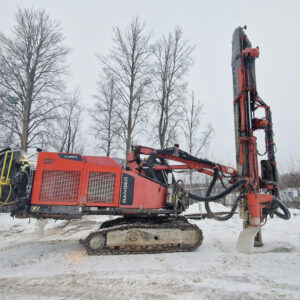 Sandvik DX800 Drill rig